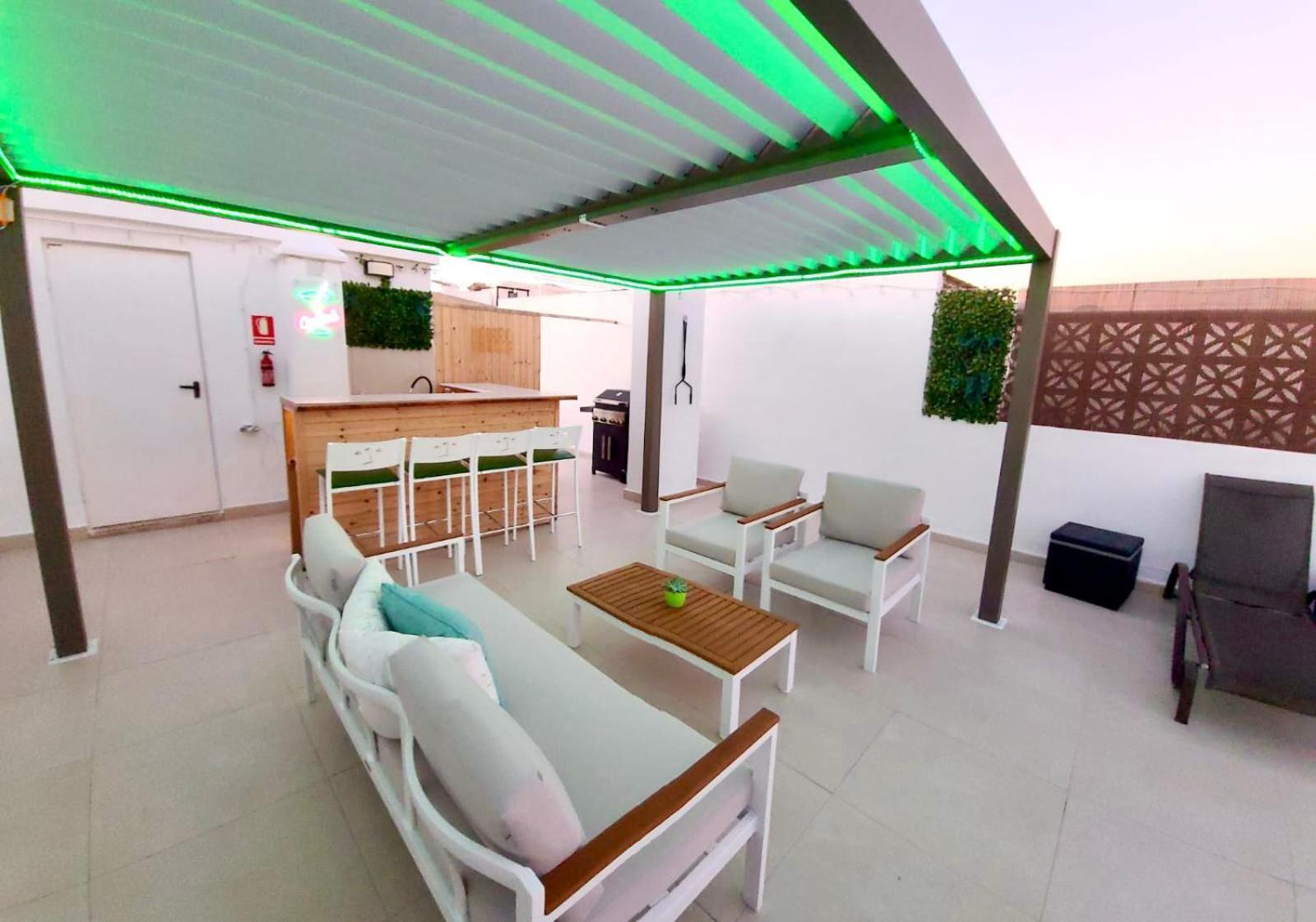 Green Lagoon Penthouse ตอร์เรเวียคา ภายนอก รูปภาพ