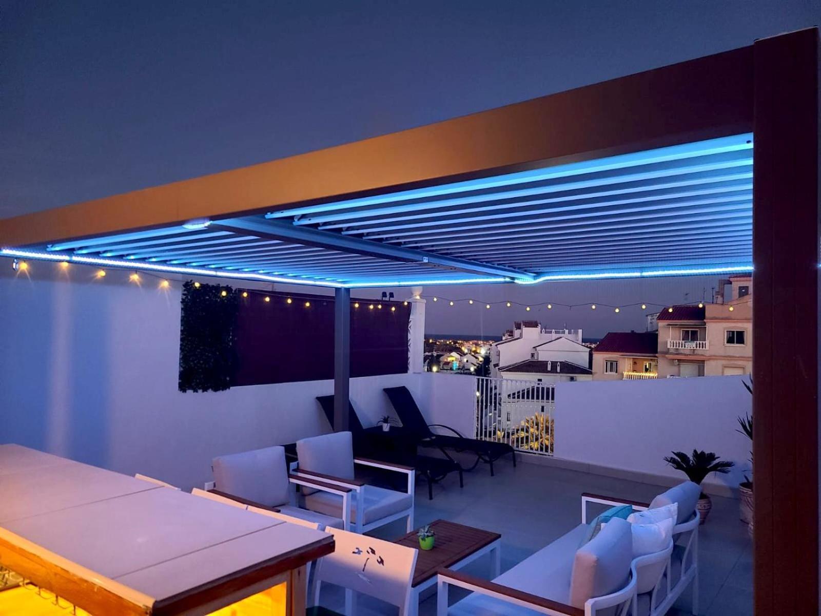 Green Lagoon Penthouse ตอร์เรเวียคา ภายนอก รูปภาพ