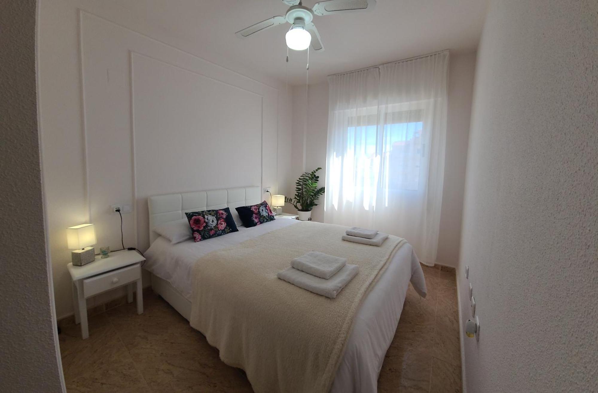 Green Lagoon Penthouse ตอร์เรเวียคา ภายนอก รูปภาพ